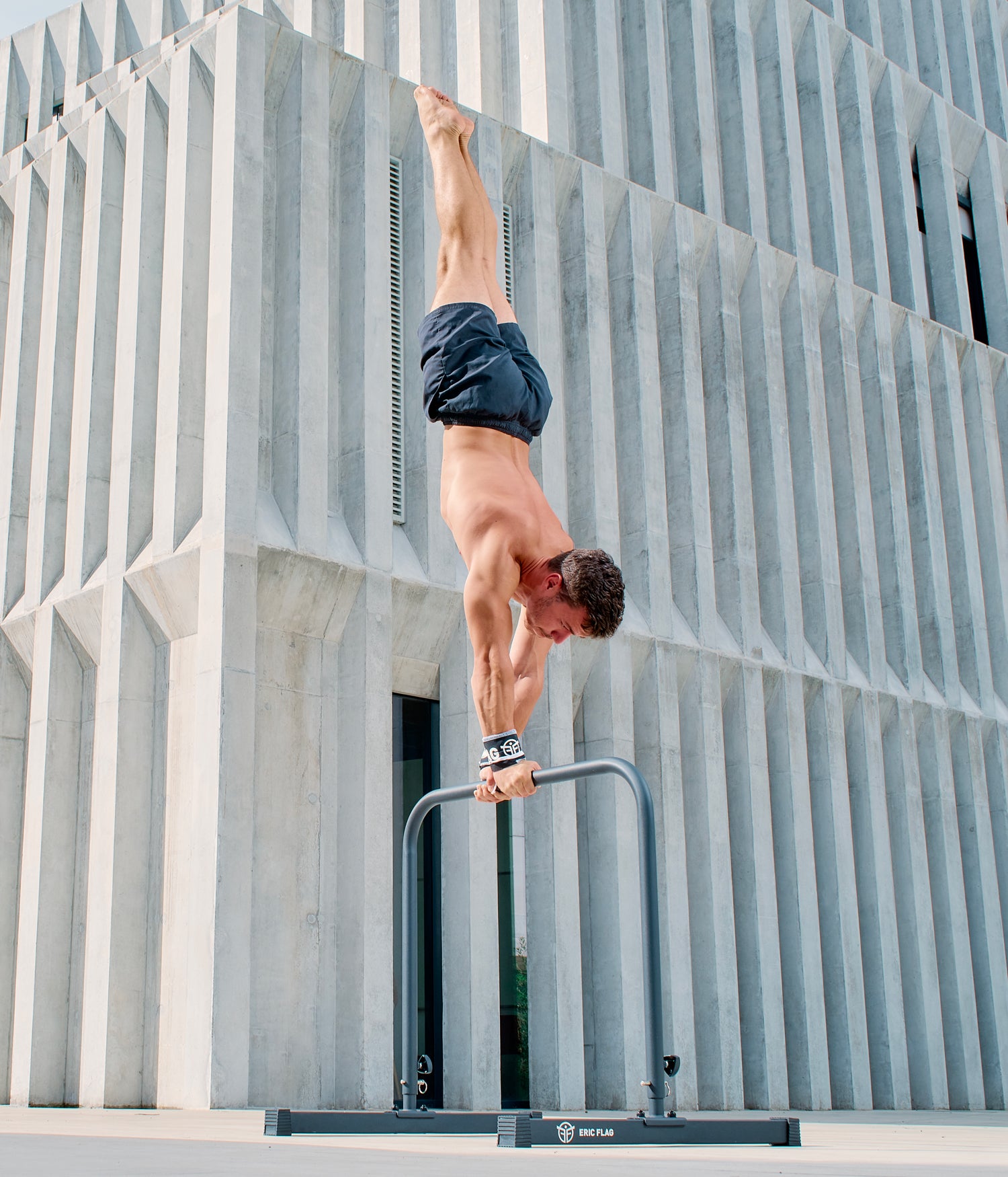 handstand sur barre haute
