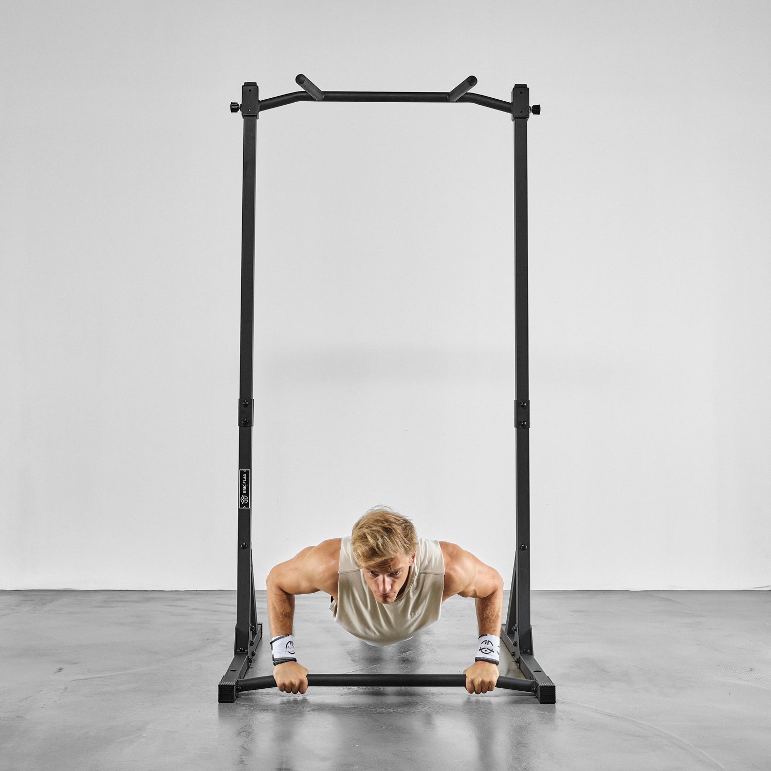 barre de traction ajustable